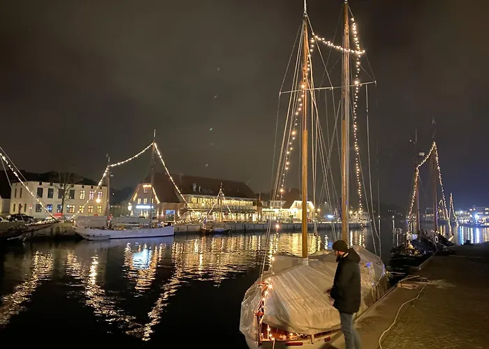 Hausboot Emmas Meerzeit, Tolle Dachterrasse, Parkplatz Neustadt in Holstein